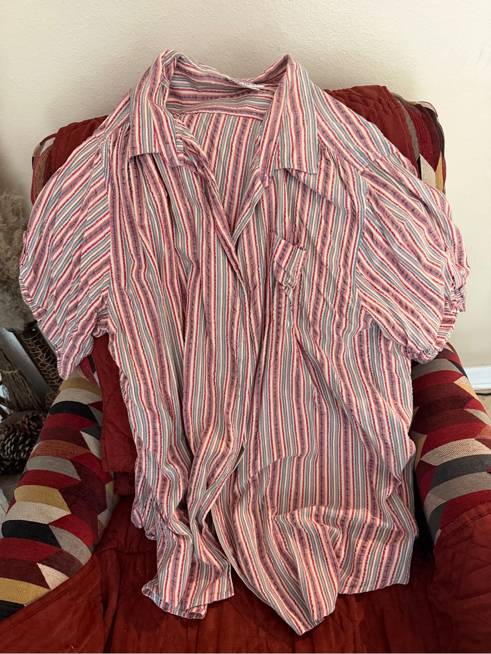 Women's Short-Sleeve Striped Button-Down Shirt - Pink Stripe
